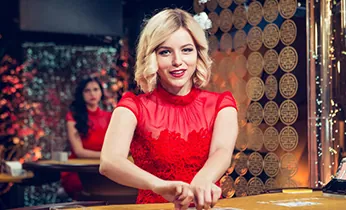 Hình ảnh game thủ esports với màn hình và logo f88 game bài